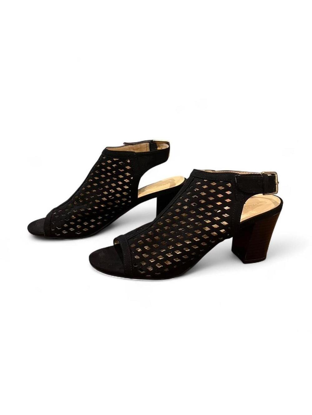 Black Cutout Block Heel Sandals (Size 7)